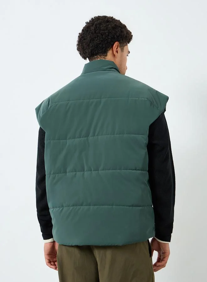Styli  Men Relaxed Fit Solid Puffer Jacket for Men | Best Price UAE